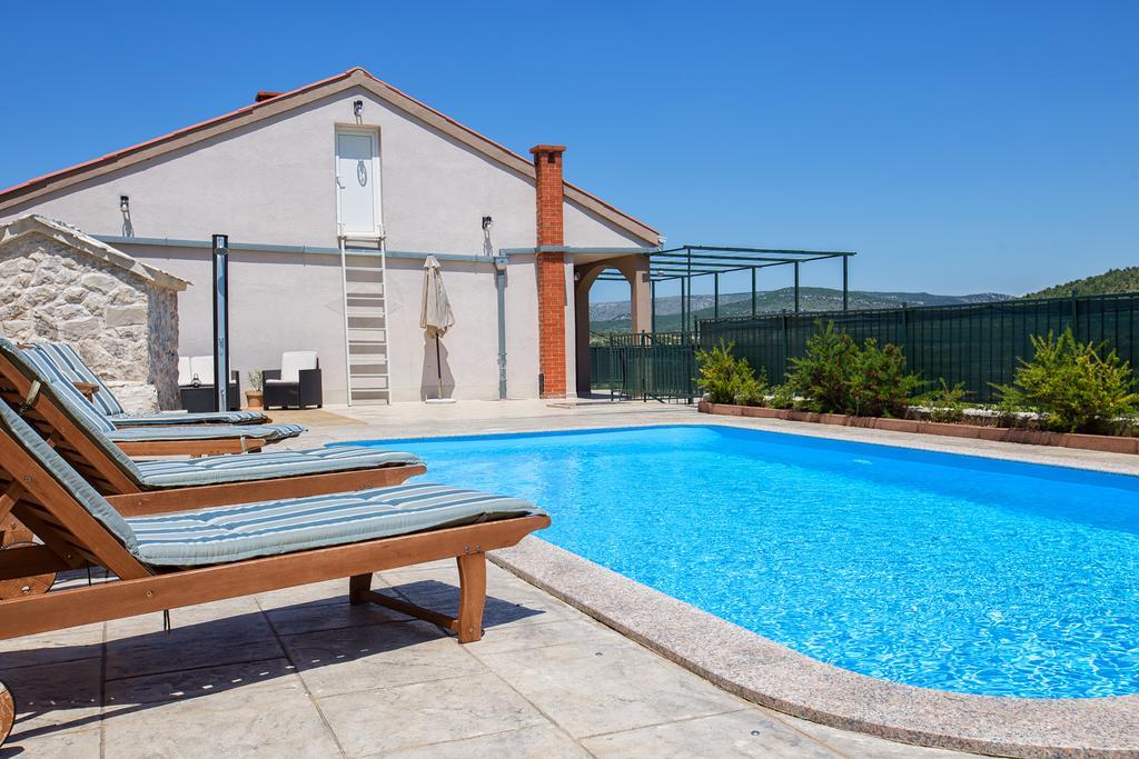 Holiday Villa Anna Primorski Dolac Ngoại thất bức ảnh