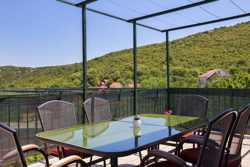 Holiday Villa Anna Primorski Dolac Ngoại thất bức ảnh