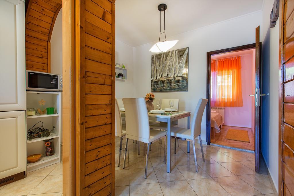 Holiday Villa Anna Primorski Dolac Ngoại thất bức ảnh